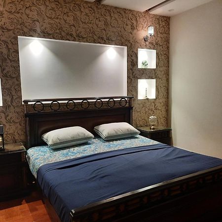 3 Bedroom Furnished Holiday Home Near Valencia Town, Lake City & Ring Road Lahore Exteriör bild