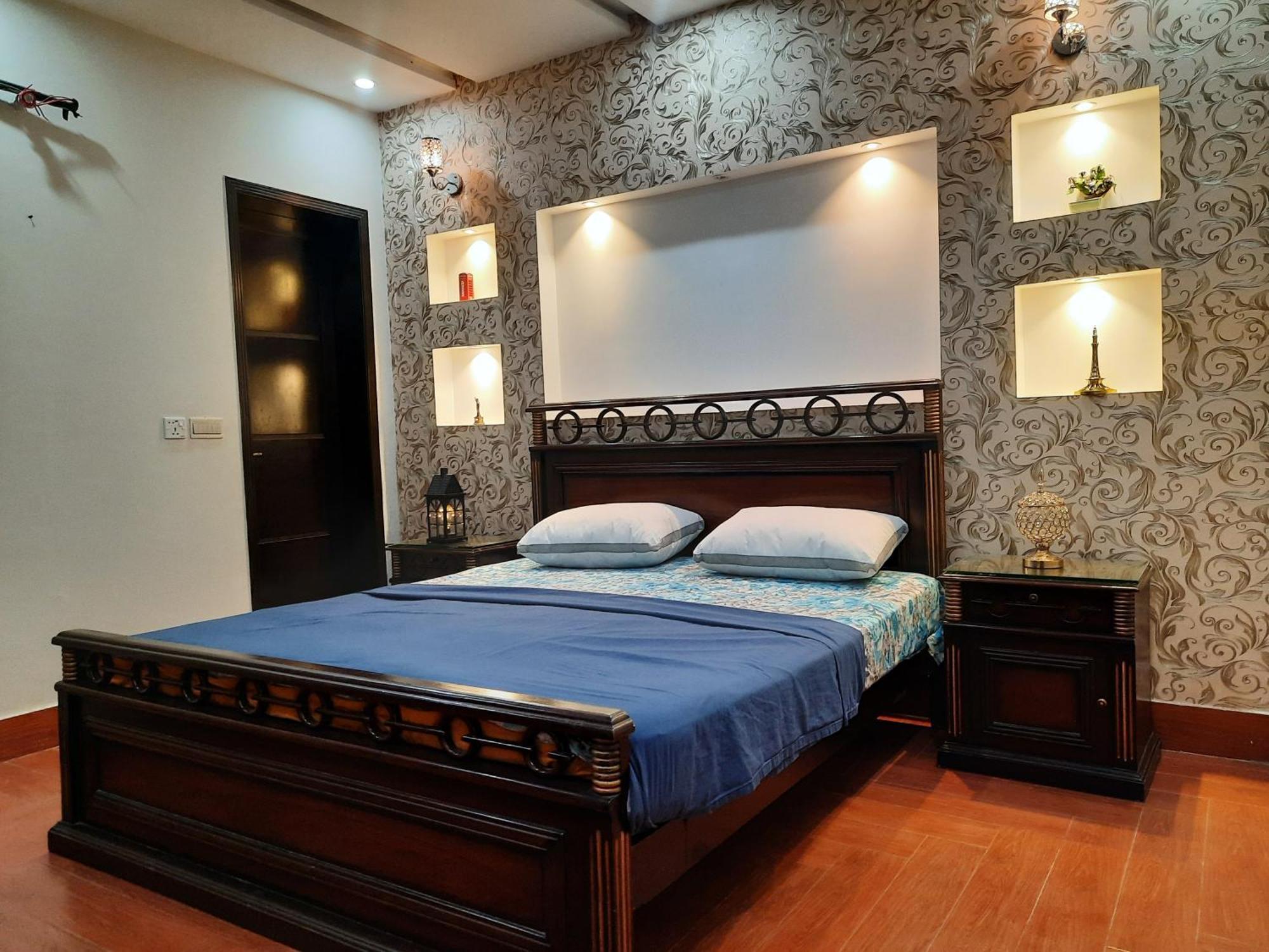 3 Bedroom Furnished Holiday Home Near Valencia Town, Lake City & Ring Road Lahore Exteriör bild