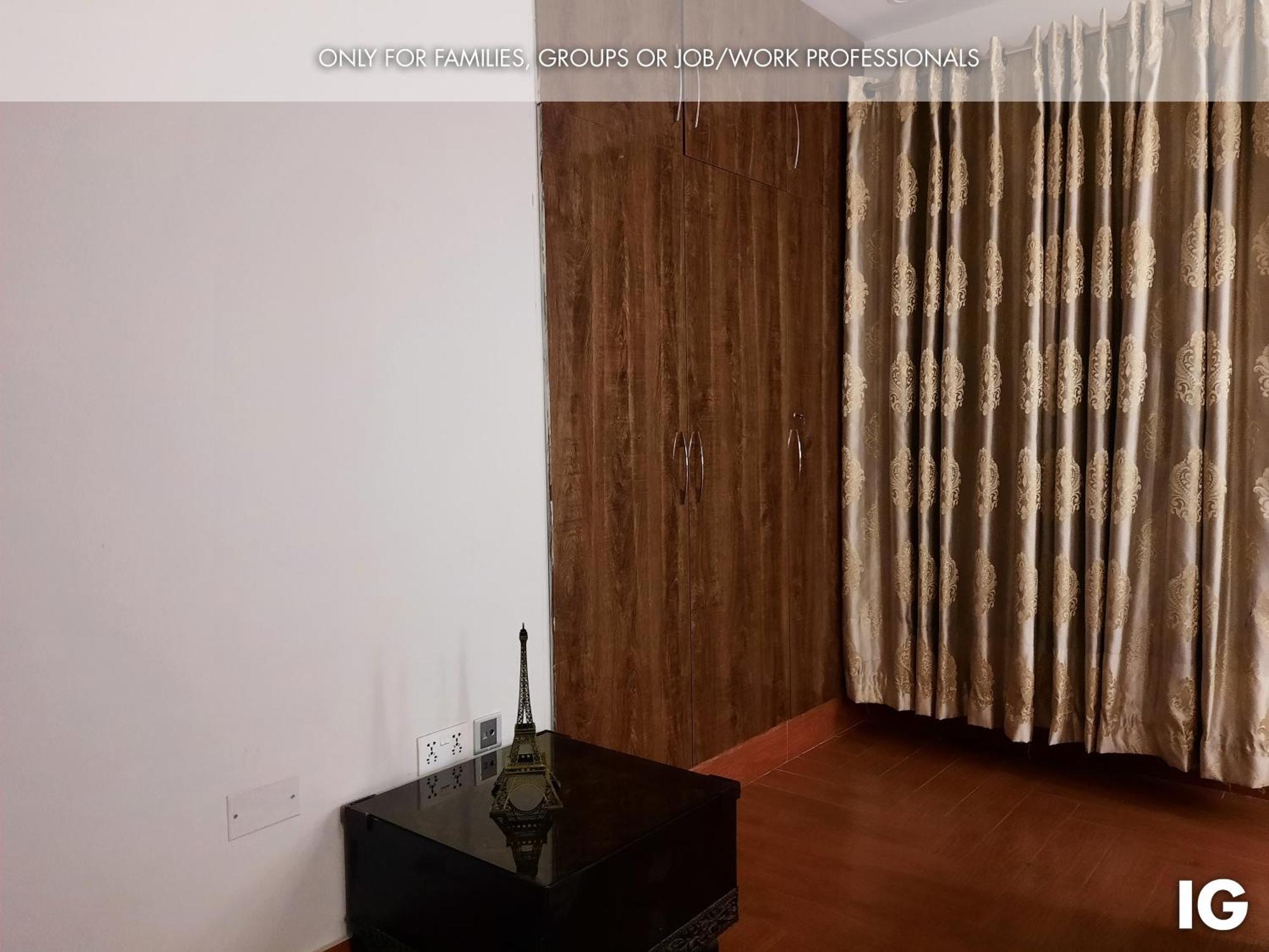 3 Bedroom Furnished Holiday Home Near Valencia Town, Lake City & Ring Road Lahore Exteriör bild